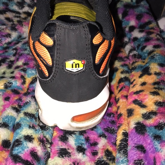 AirMax Plus - Picture 3 of 4